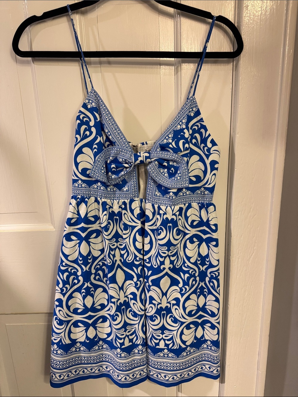 Alice + Olivia Blue and White Tie-Front Spaghetti-Strap Mini Dress